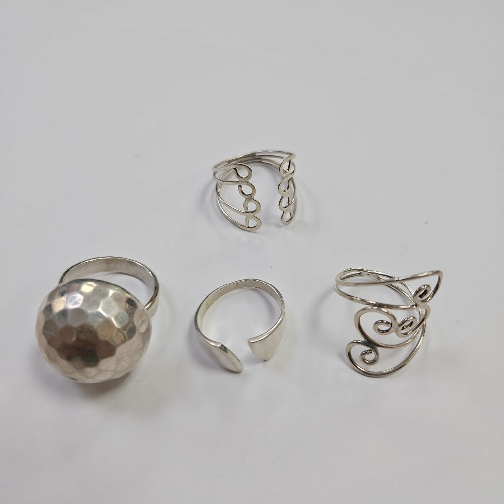 ANILLITO, ANILLO, ARRACADAS PAR PLATA 35.7 GRMS (SEMINUEVO)