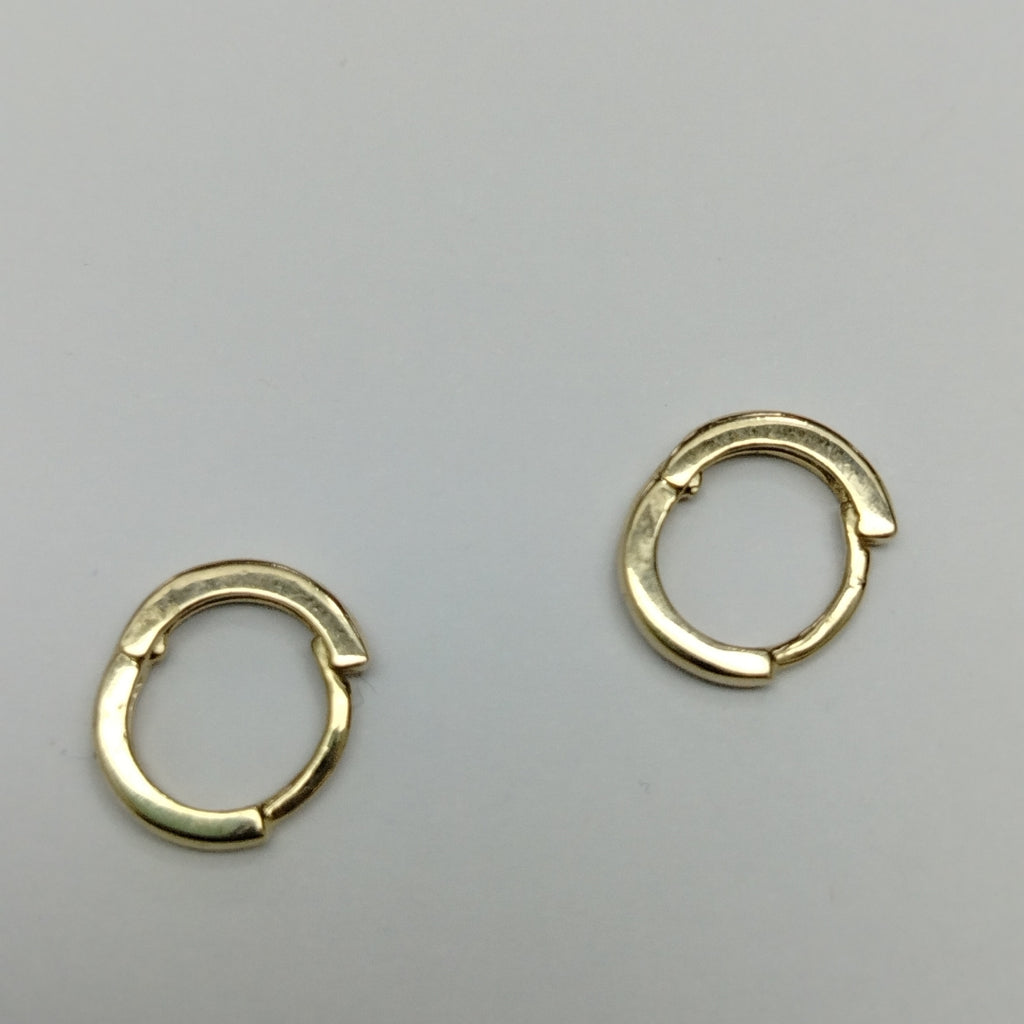 ARETES HUGGIE 14K 1.4 GR (NUEVO)