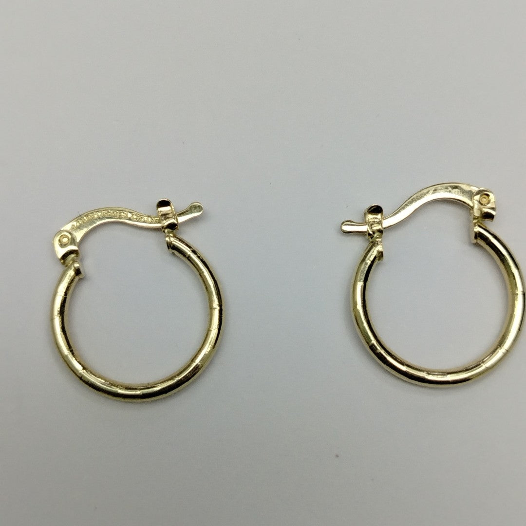 ARETES ARRACADAS ESTRIADAS 14K 1.4 GR (NUEVO)