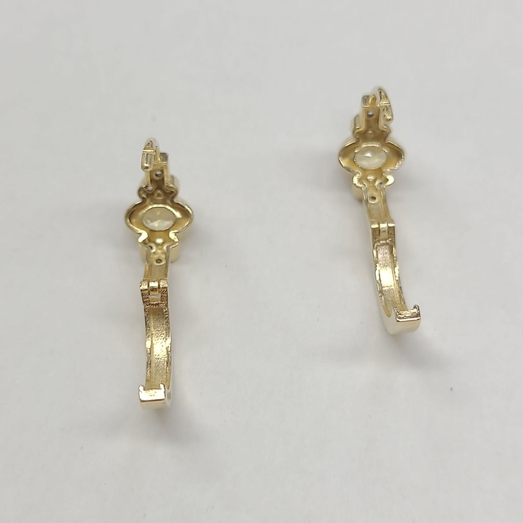 ARETES ARRACADAS CON CIRCONIAS Y PDRAS COL 14K 3.3 GR (NUEVO)