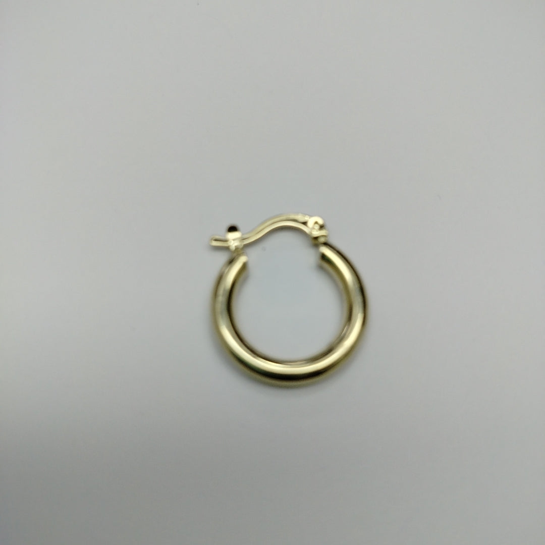 ARETES TEJIDO ARRACADAS LISAS 14K 1.6 GR (NUEVO)