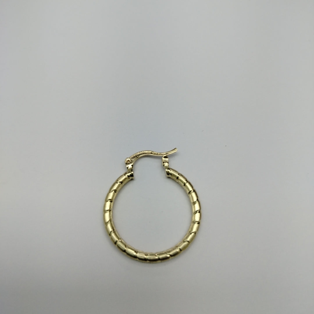 ARETES ARRACADAS LABRADAS 14K 3.3 GR (NUEVO)