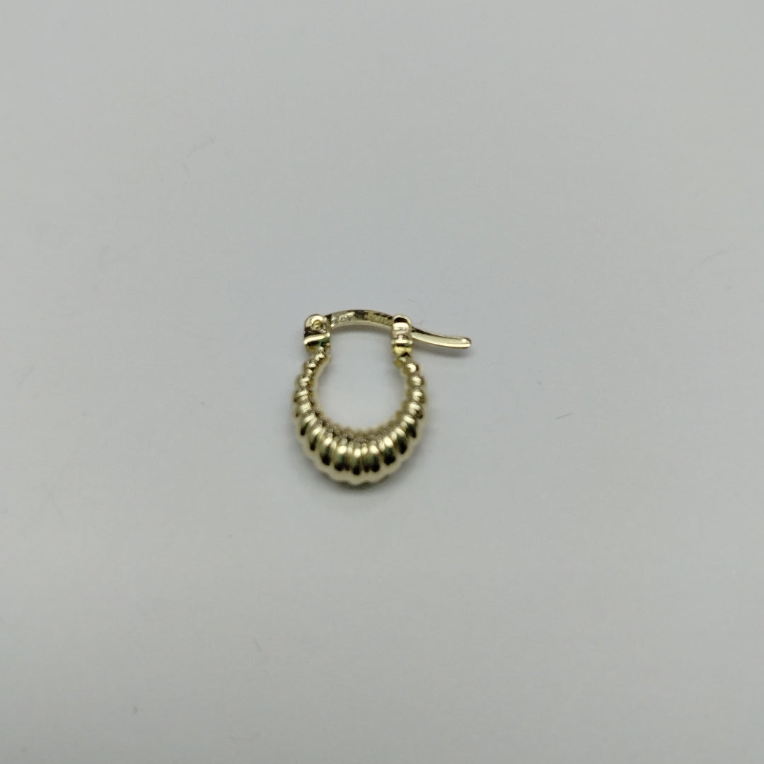 ARETES ARRACADA ESTRIADAS 14K 1.1 GR (NUEVO)