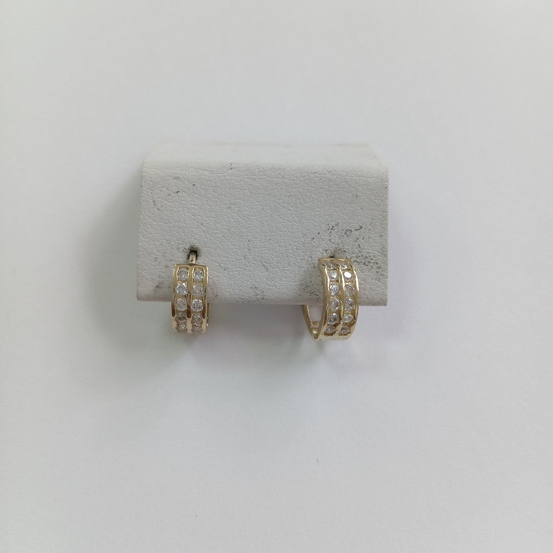 ARETES HUGGIES C CIRCONIAS 14K 1.7 GR (NUEVO)