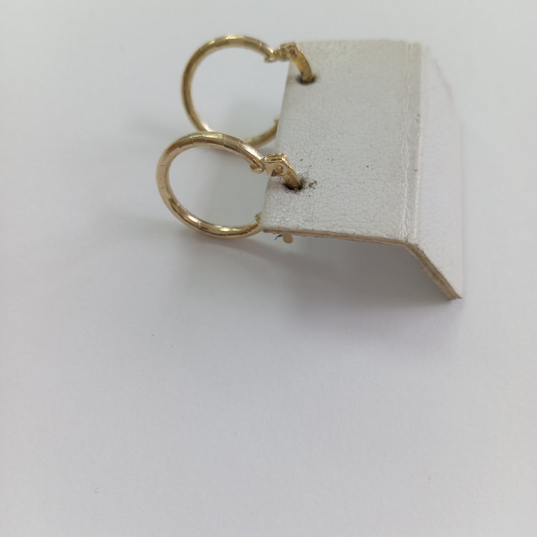 ARETES ARRACADAS ESTRIADAS 14K 1.4 GR (NUEVO)