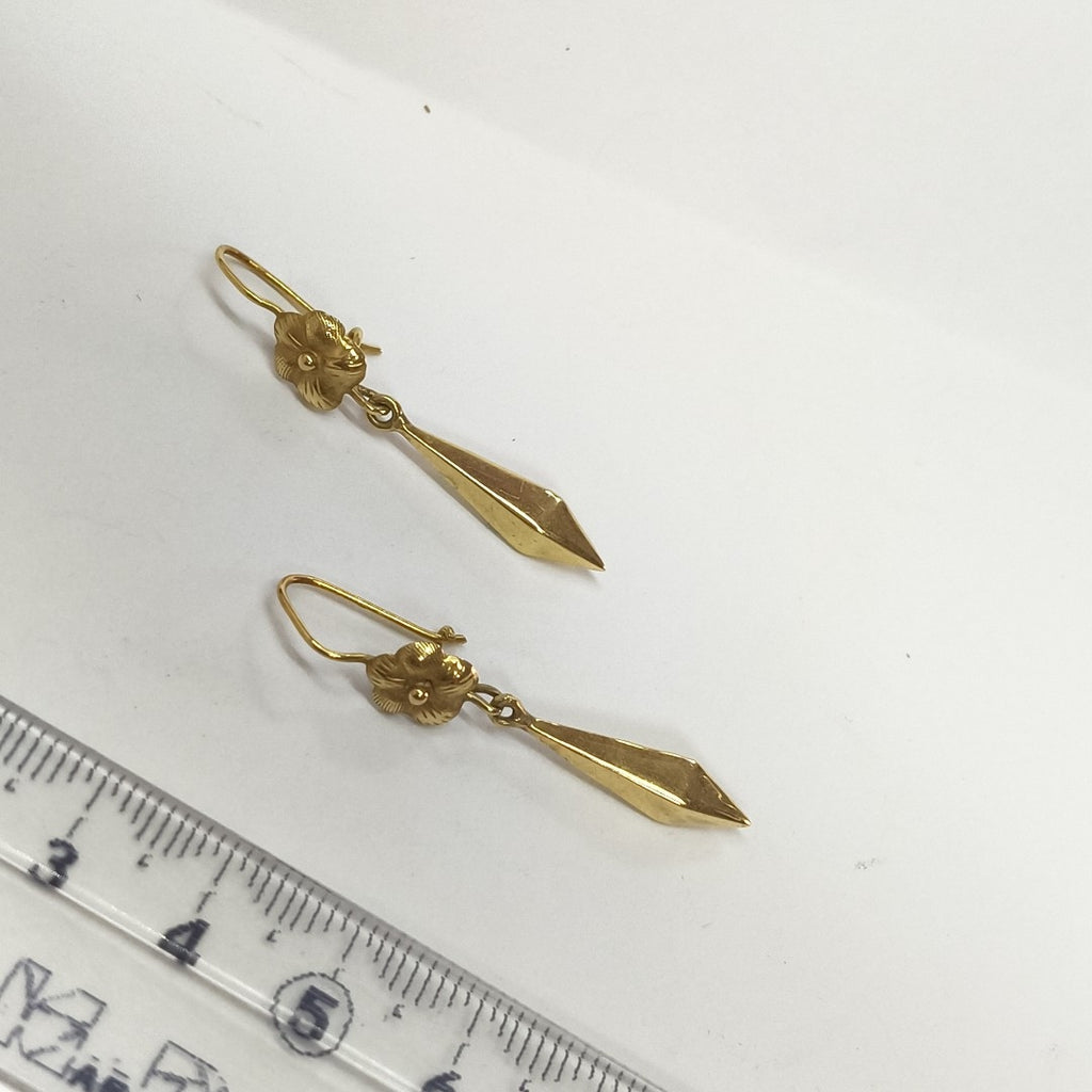 ARETES PAR ORO 18 K 2.2 GRMS (SEMINUEVO)