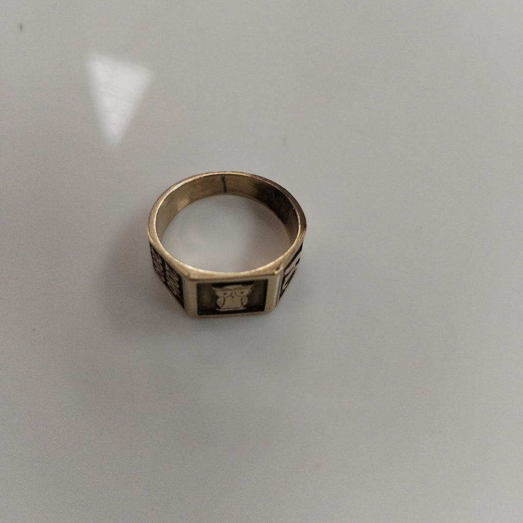ANILLO DE GRADUACIÓN ORO 8 K 5.3 GRMS (SEMINUEVO)
