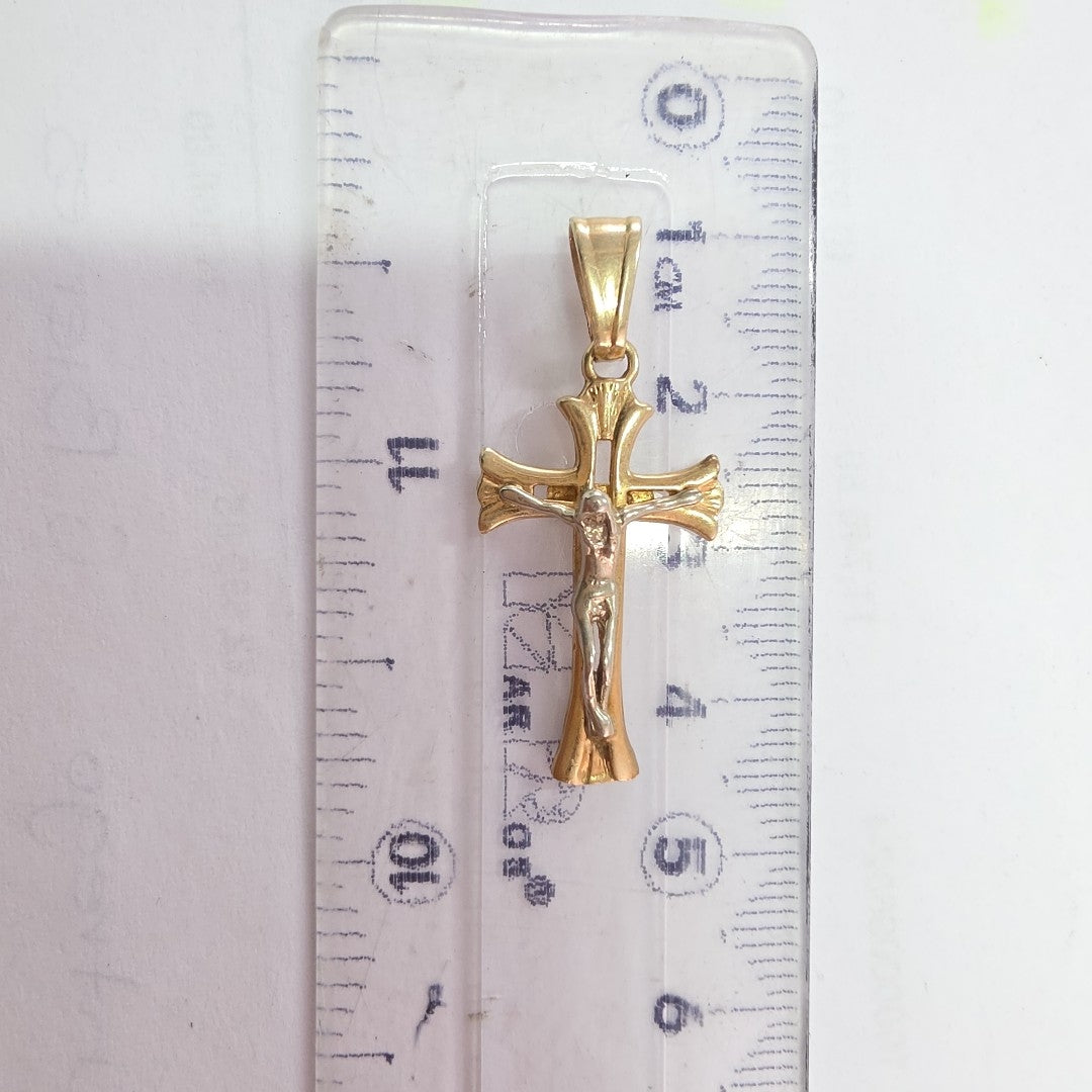 MEDALLA RELIGIOSA ORO 10 K 1.9 GRMS (SEMINUEVO)
