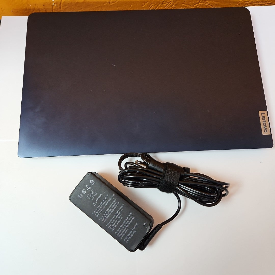 LAPTOP HUAWEI MATEBOOK D16 MCLF-X (2024) 256 GB SSD 8 GB RAM (SEMINUEVO)