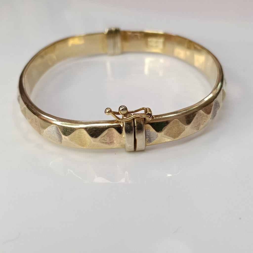 PULSERA RIGIDA ORO 14 K 8,50 GRMS (SEMINUEVO)