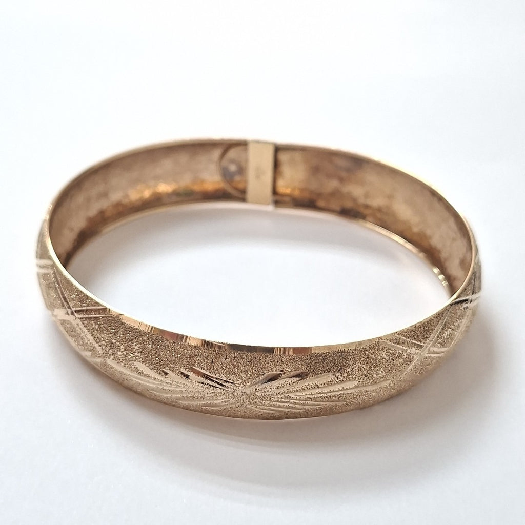 PULSERA RIGIDA ORO 10 K 9.9 GRMS (SEMINUEVO)