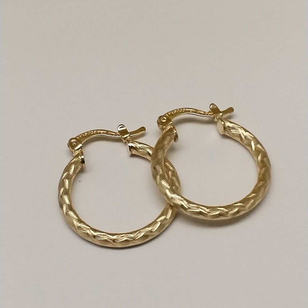 ARETES ARRACADAS LABRADAS 14K 2.1 GR (NUEVO)