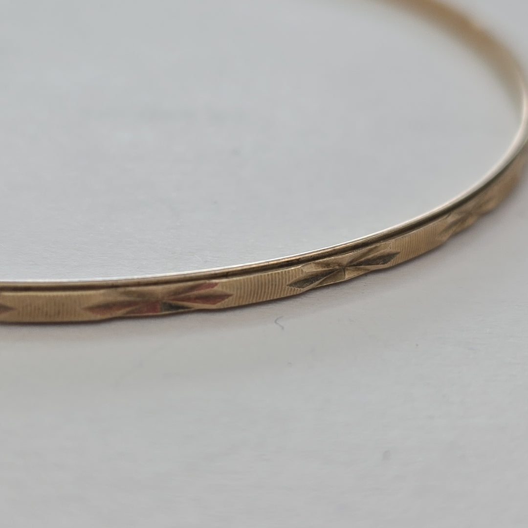 PULSERA RIGIDA ORO 8 K 4,60 GRMS (SEMINUEVO)
