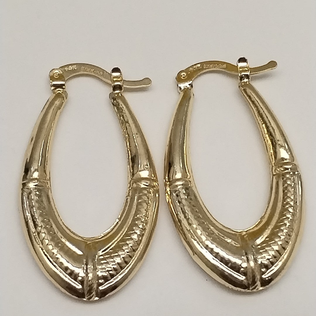 ARETES ARRACADAS ESTRIADAS 14K 2.6 GR (NUEVO)