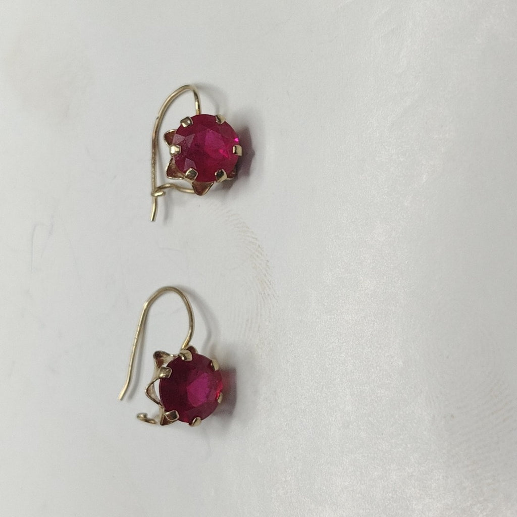 ARETES PAR ORO 10 K 0.8 GRMS (SEMINUEVO)
