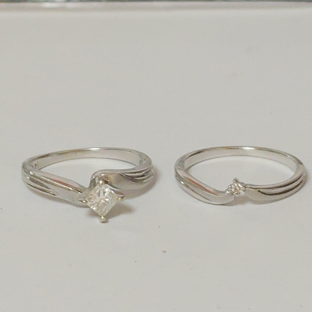 ANILLITO ORO BLANCO 14 K 4.5 GRMS (SEMINUEVO)