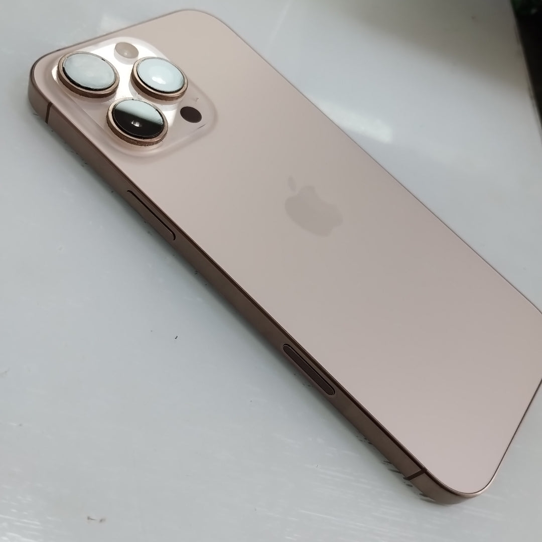 CELULAR APPLE IPHONE 16 PRO MAX A3295 (2024) 512 GB 8 GB RAM (SEMINUEVO)