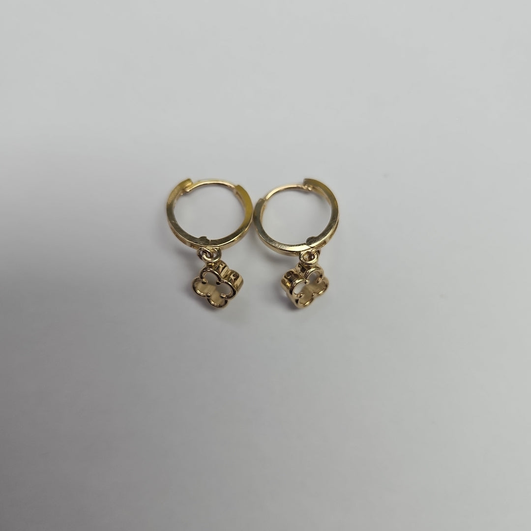 ARETES ARRACADAS CON DIJE 14K 2.4 GR (NUEVO)