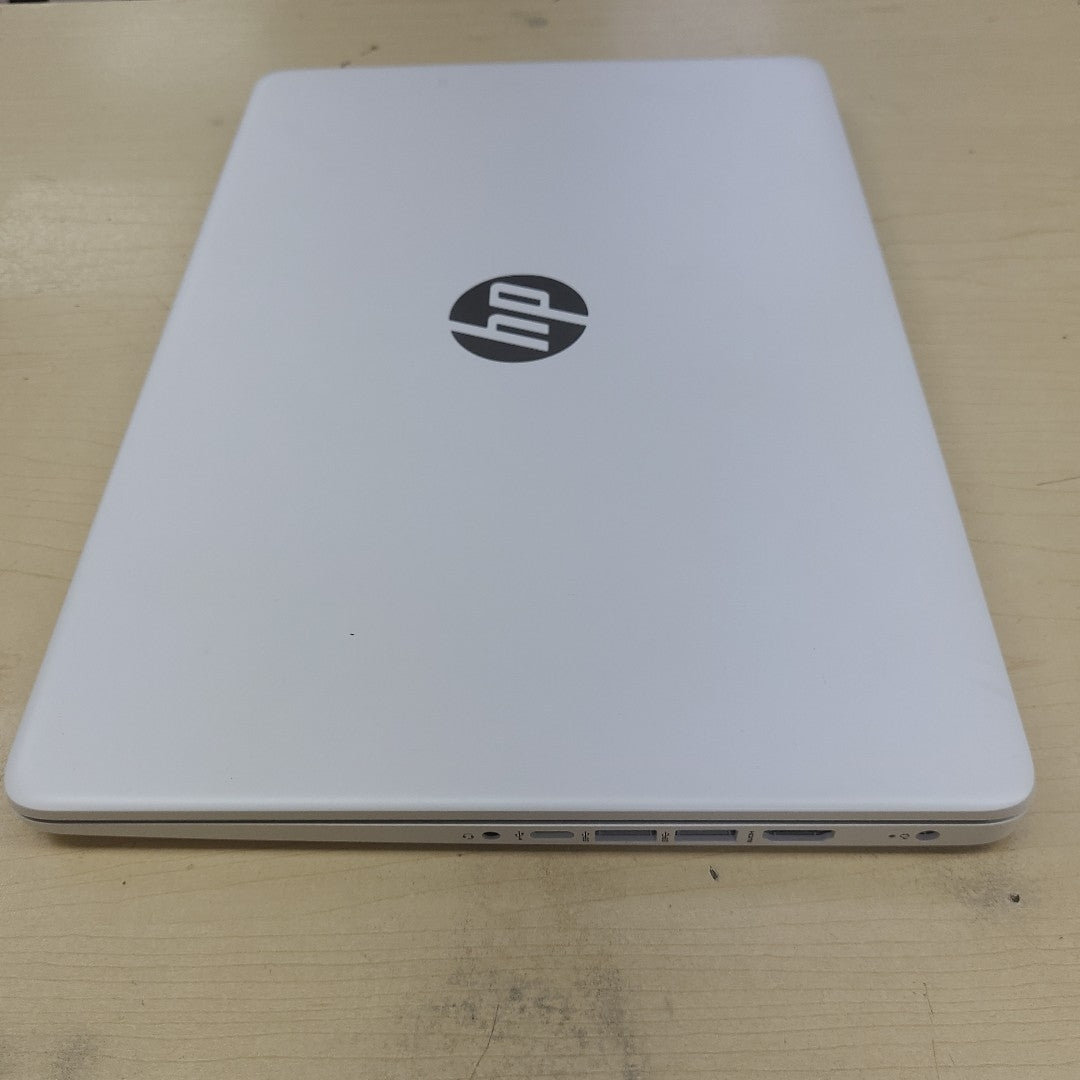 LAPTOP HP 14-DQ0003DX 64 GB SSD 4 GB RAM (SEMINUEVO)