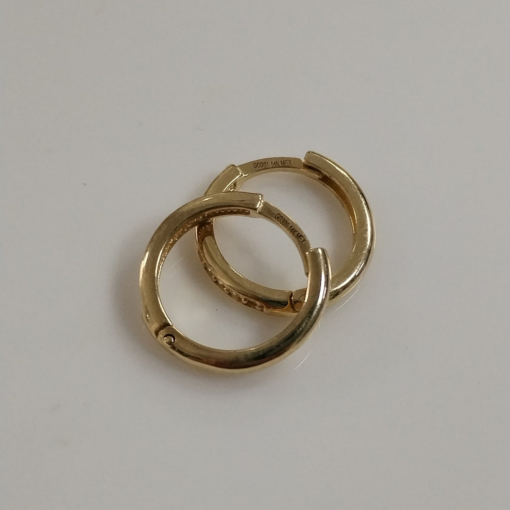 ARETES HUGGIES C CIRCONIA 14K 1.7 GR (NUEVO)