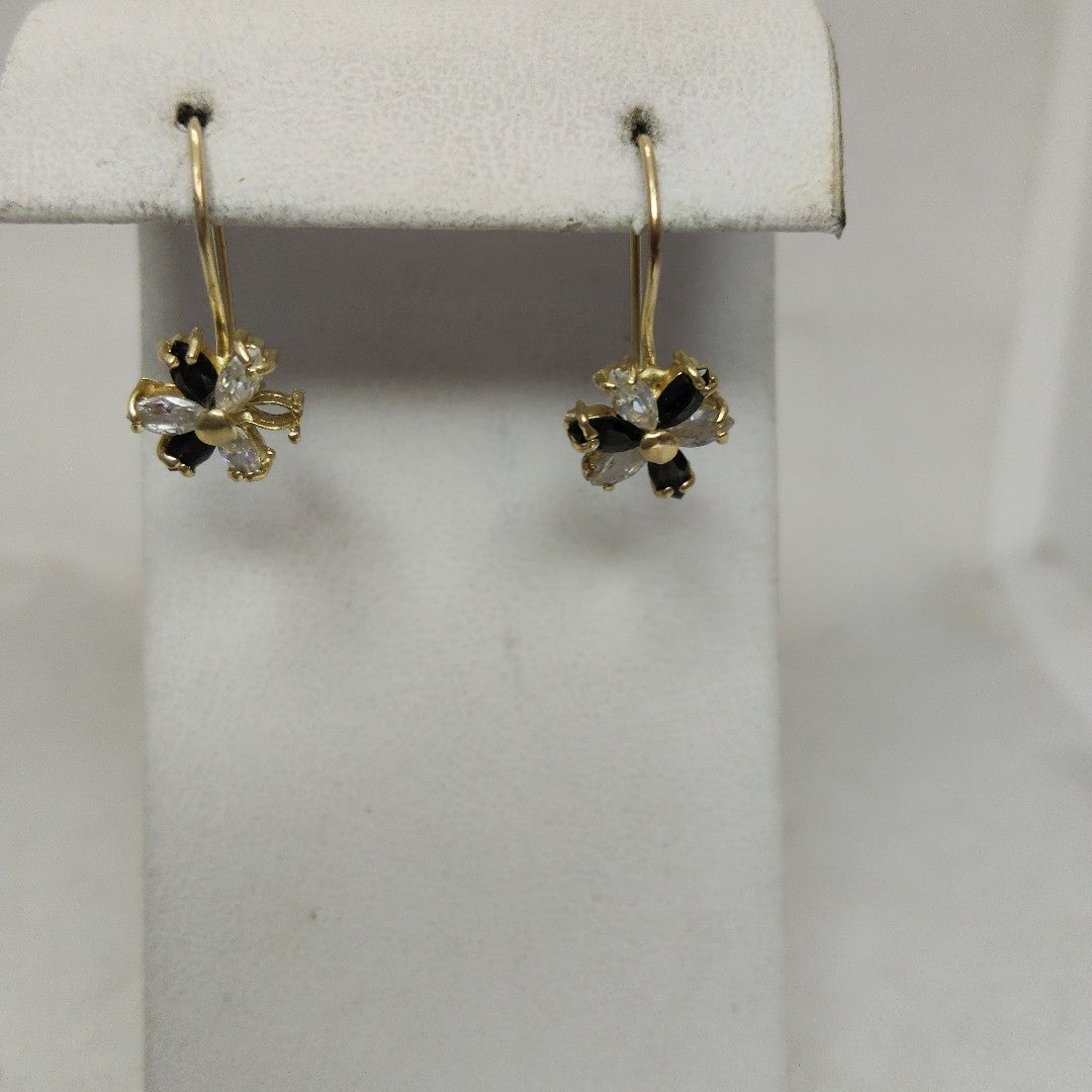 ARETES PAR ORO 10 K 2.2 GRMS (SEMINUEVO)