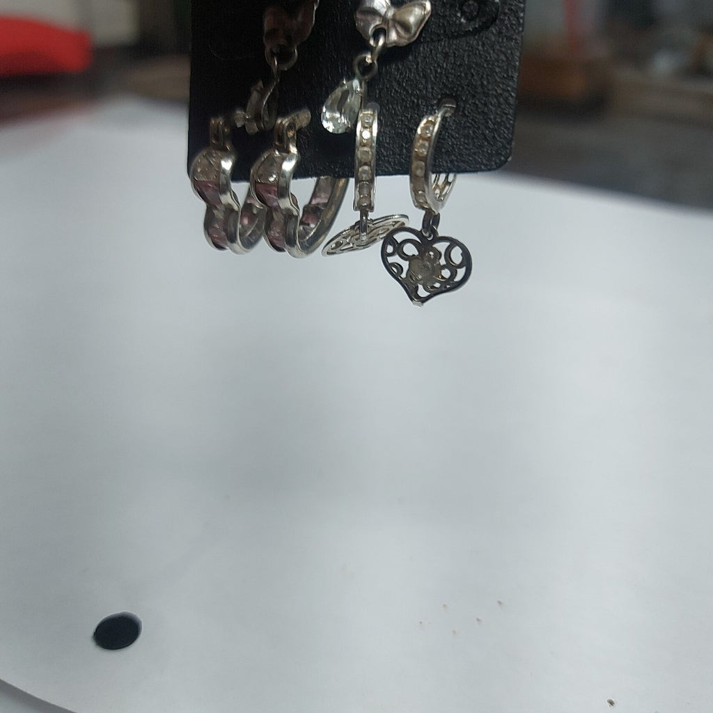 ARETES PAR PLATA 11 GRMS (SEMINUEVO)