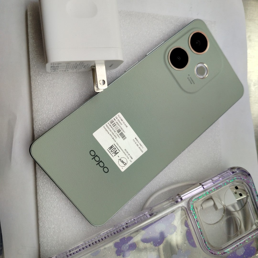 CELULAR OPPO A5 PRO CPH2711 (2025) 256 GB 8 GB RAM (SEMINUEVO)