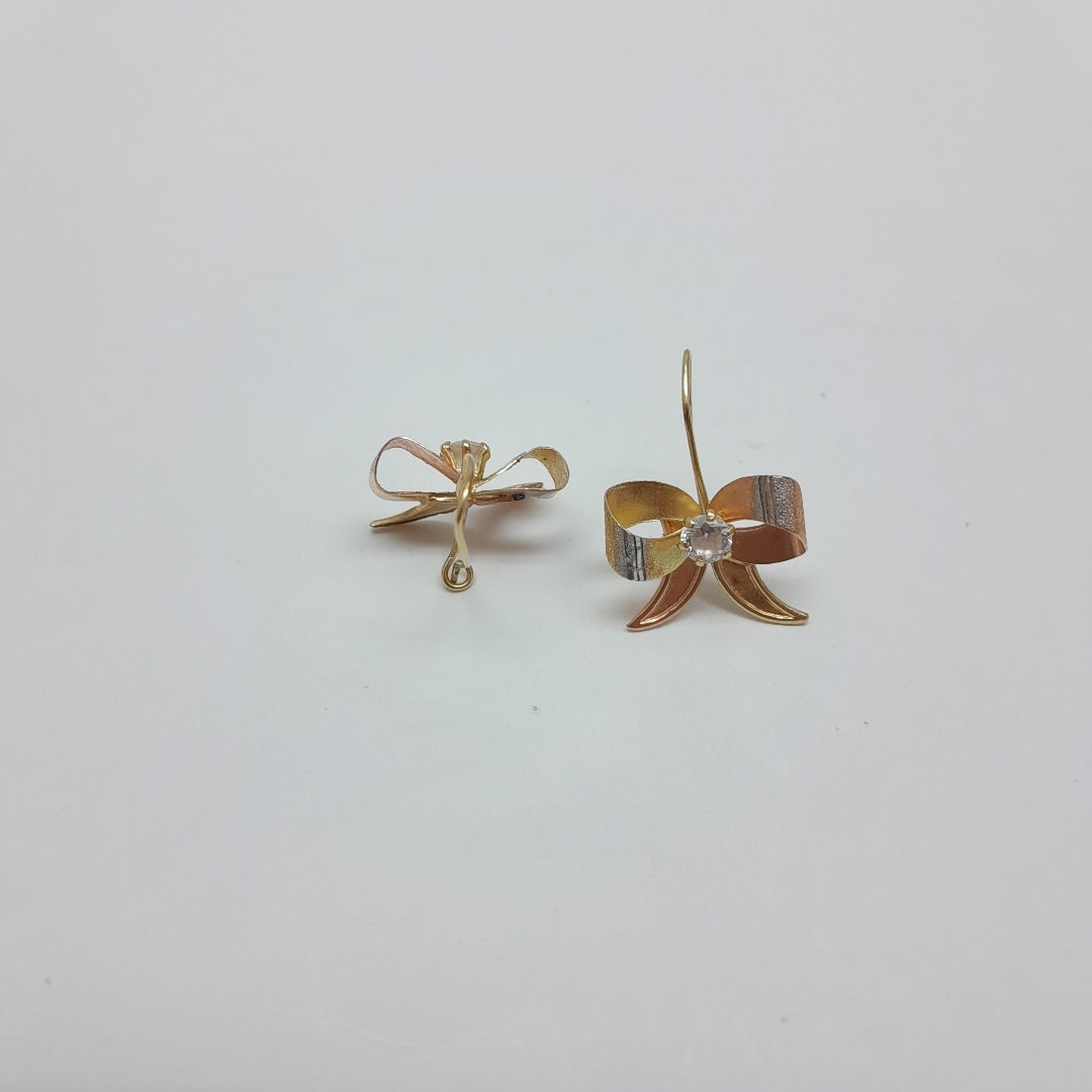 ARETES PAR ORO 14 K 1.9 GRMS (SEMINUEVO)