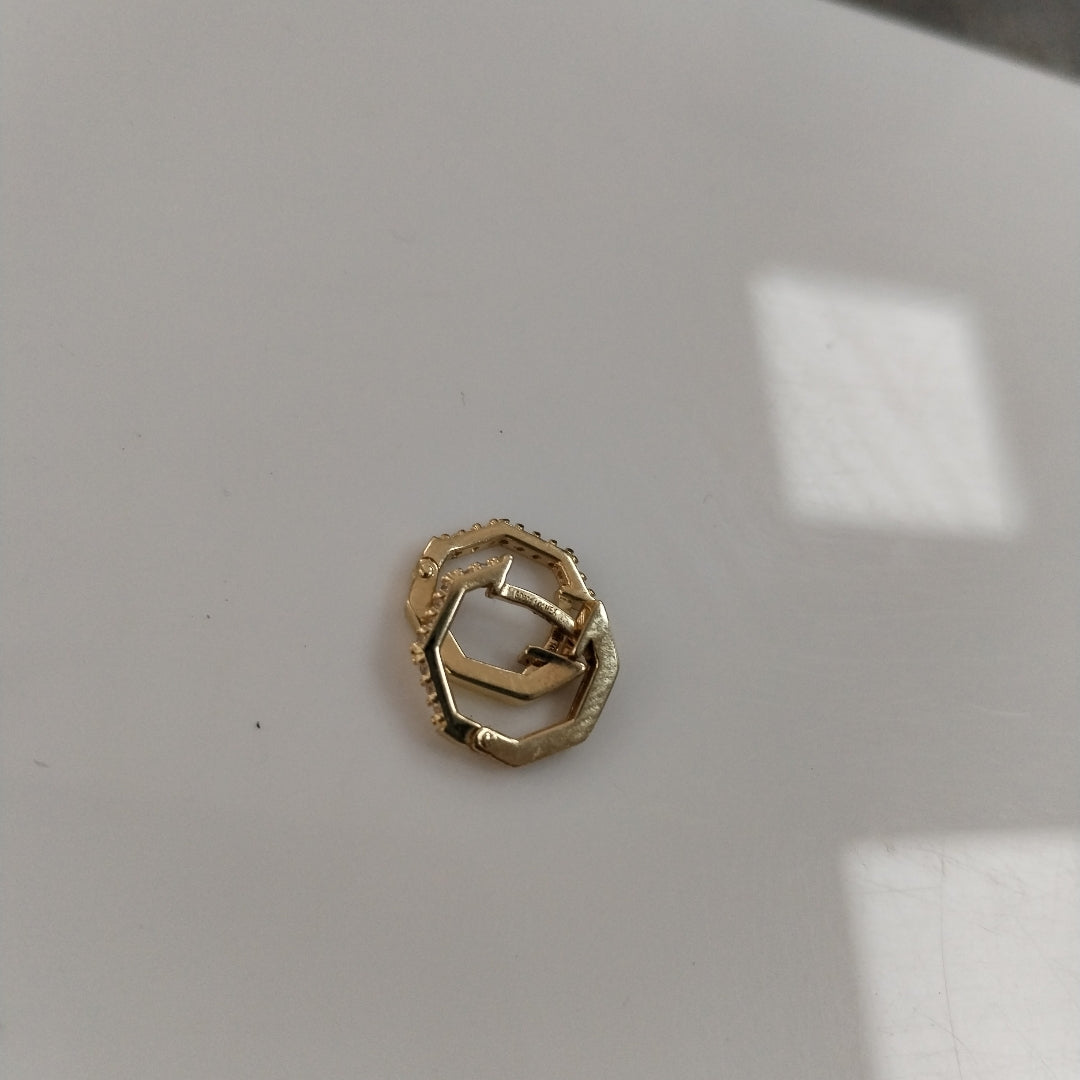 ARETES HUGIES C CIRCONIAS 14K 1.5 GR (NUEVO)