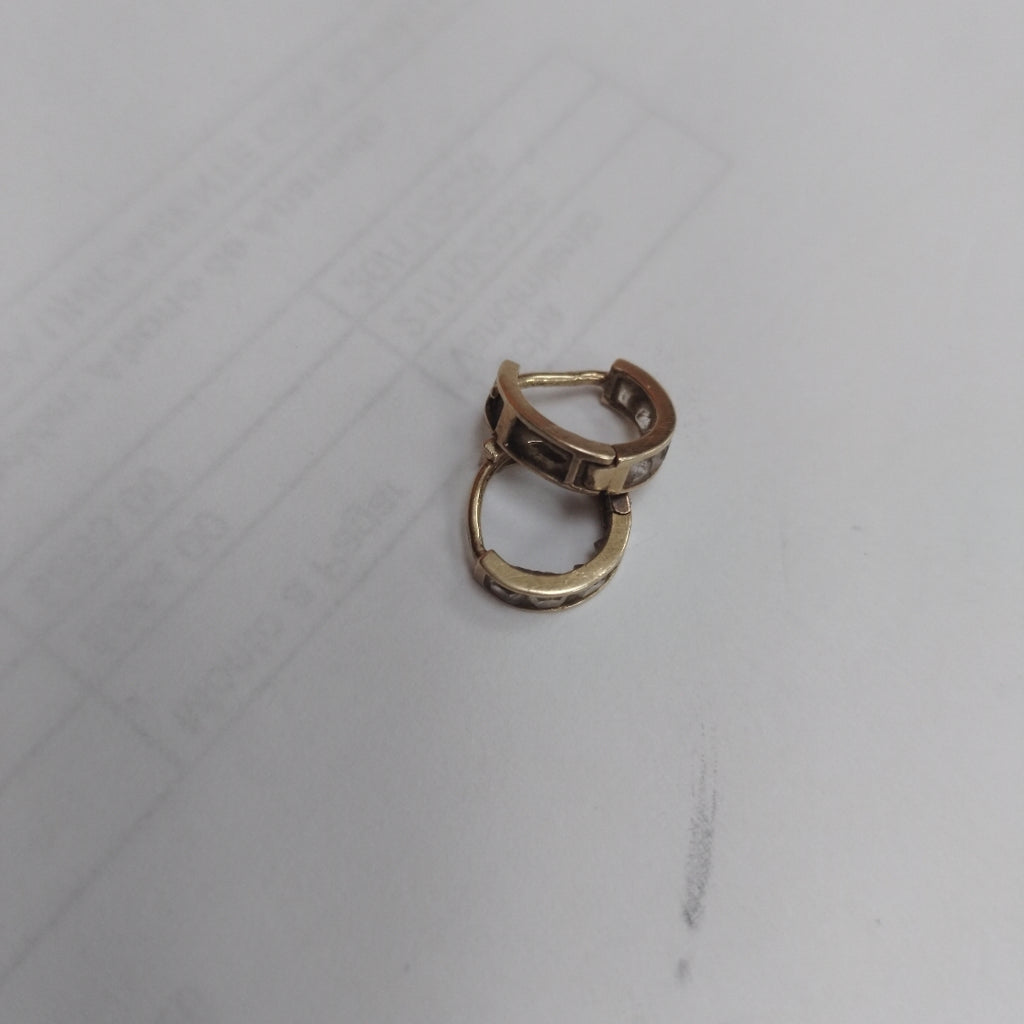 BROQUELES PAR ORO 14 K 1.2 GRMS (SEMINUEVO)