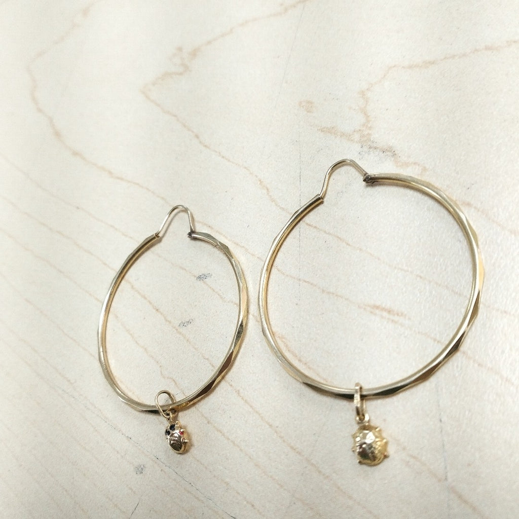 ARRACADAS PAR ORO 14 K 3.6 GRMS (SEMINUEVO)