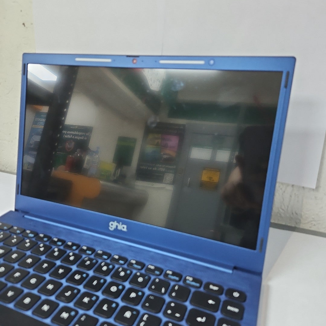 LAPTOP GHIA LIBERO LH714CP 512 GB SSD 8 GB RAM (SEMINUEVO)