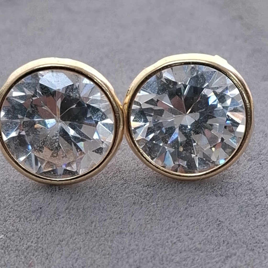 BROQUELES PAR ORO 10 K 2,90 GRMS (SEMINUEVO)