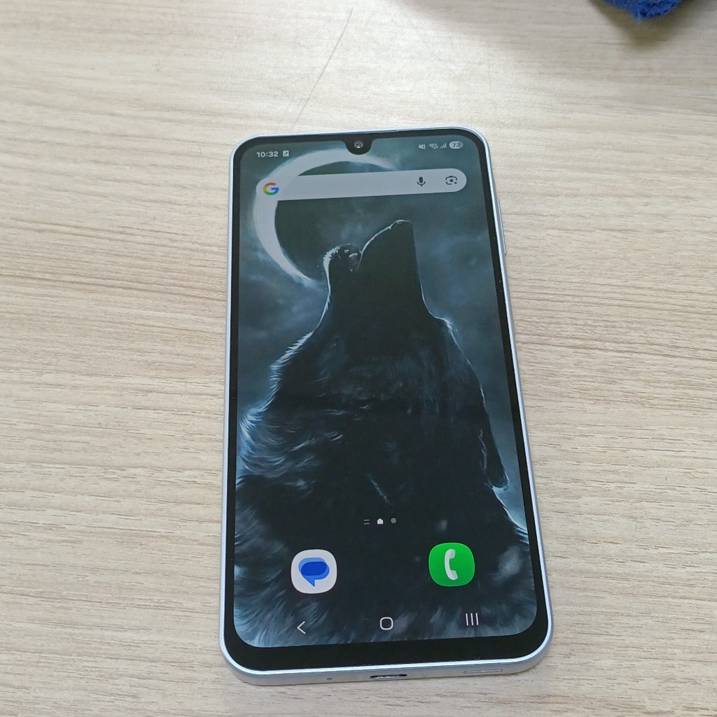 CELULAR SAMSUNG GALAXY A16 5G SM-A166M (2024) 128 GB 6 GB RAM (SEMINUEVO)