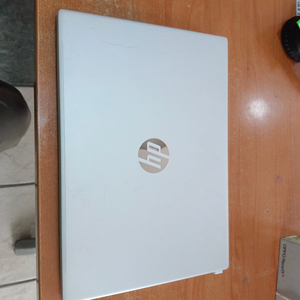 LAPTOP HP OMNIBOOK 5 16-AF1050LA (2025) 1 TB SSD 16 GB RAM (SEMINUEVO)