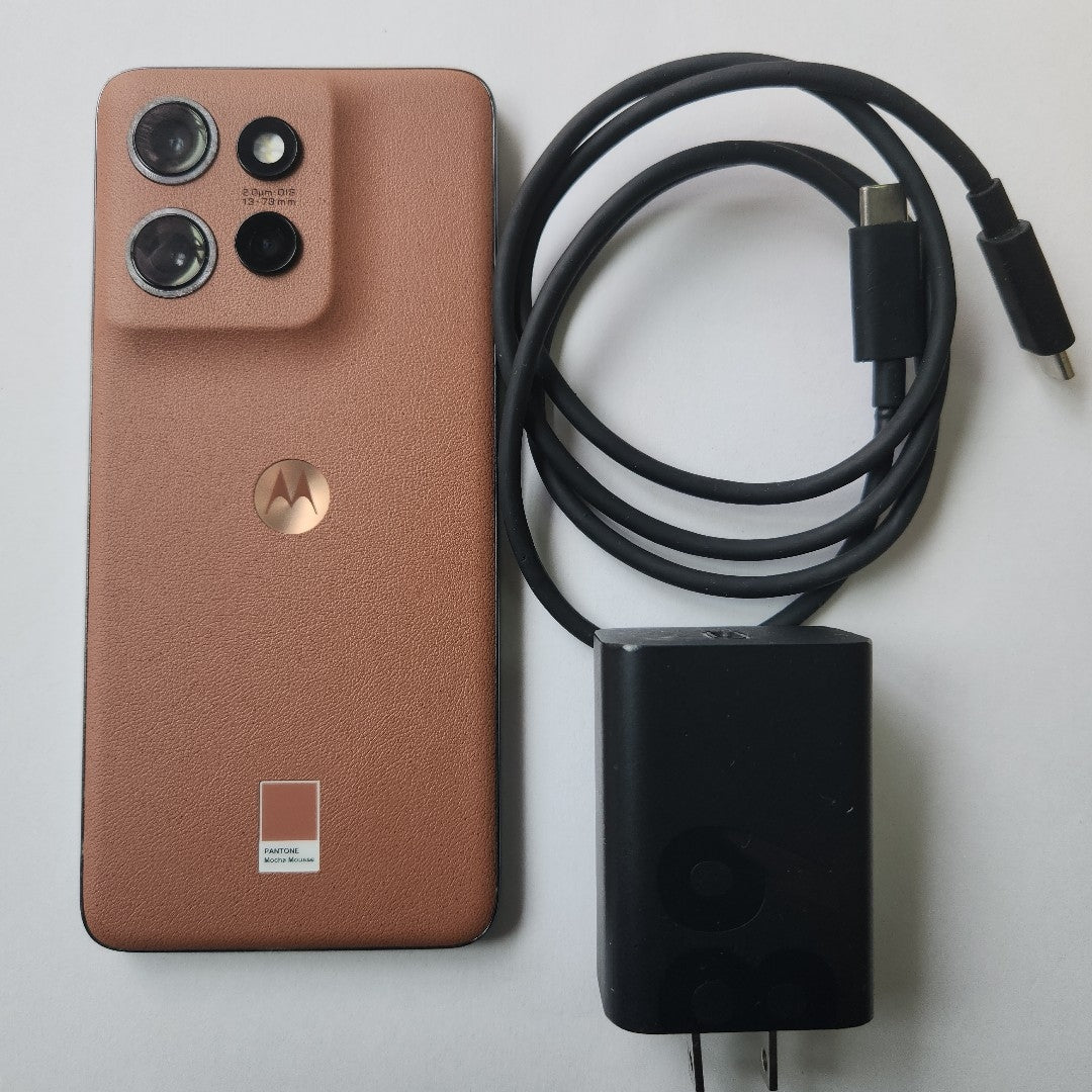 CELULAR MOTOROLA EDGE 50 NEO XT2409-2 (2024) 256 GB 8 GB RAM (SEMINUEVO)