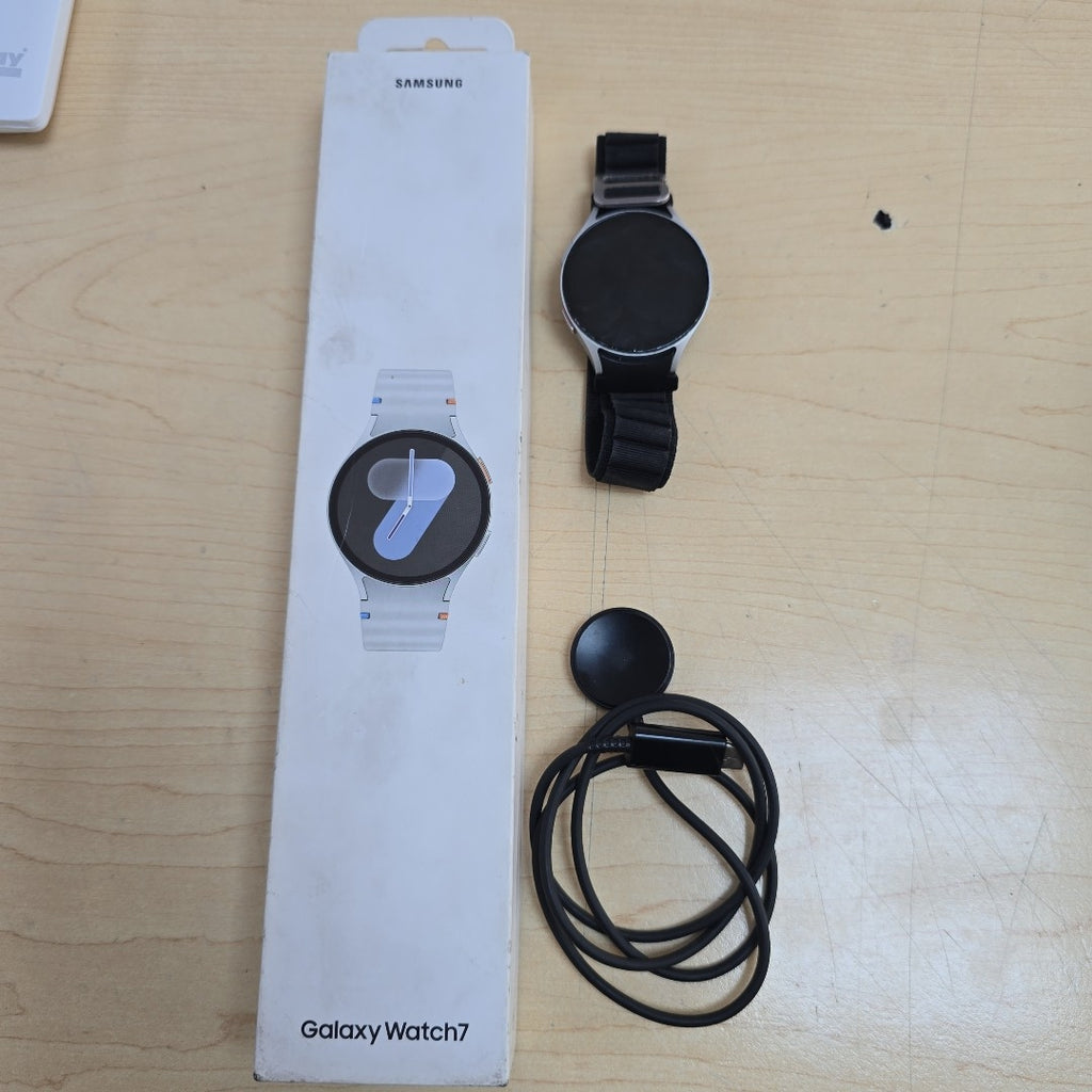 SMARTWATCH SAMSUNG GALAXY WATCH 7 SM-L310 44 MM GPS (SEMINUEVO)