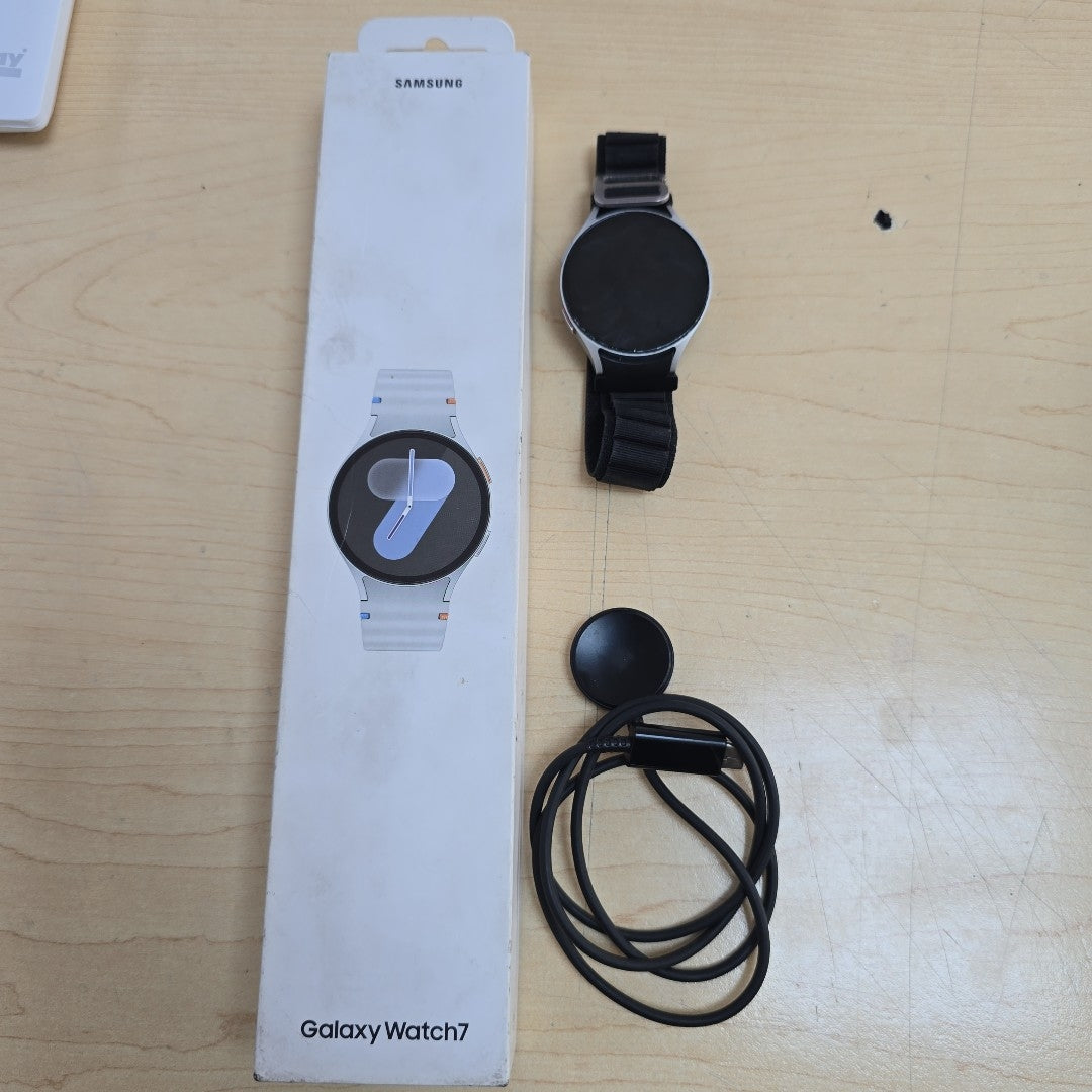 SMARTWATCH SAMSUNG GALAXY WATCH 7 SM-L310 44 MM GPS (SEMINUEVO)