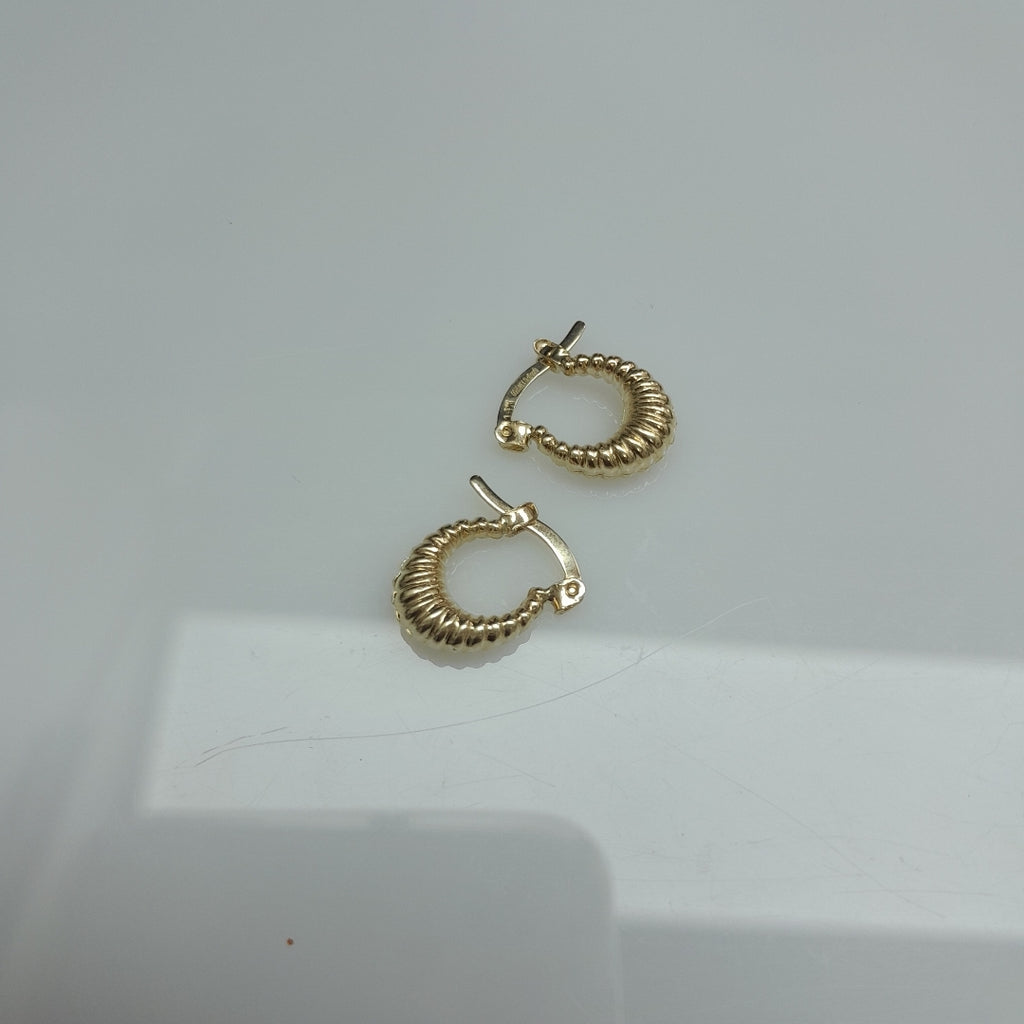 ARETES ARRACADA ESTRIADAS 14K 1.1 GR (NUEVO)
