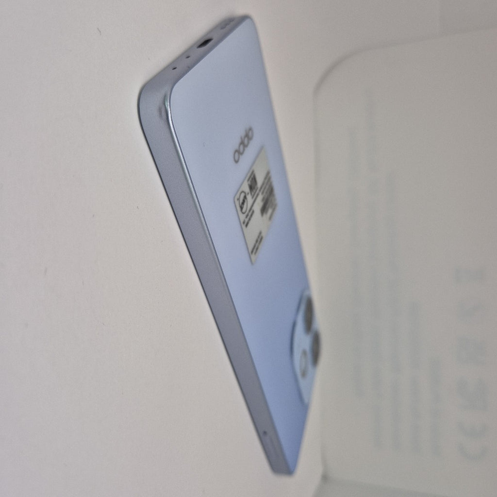 CELULAR OPPO A5 PRO CPH2711 (2025) 256 GB 8 GB RAM (SEMINUEVO)