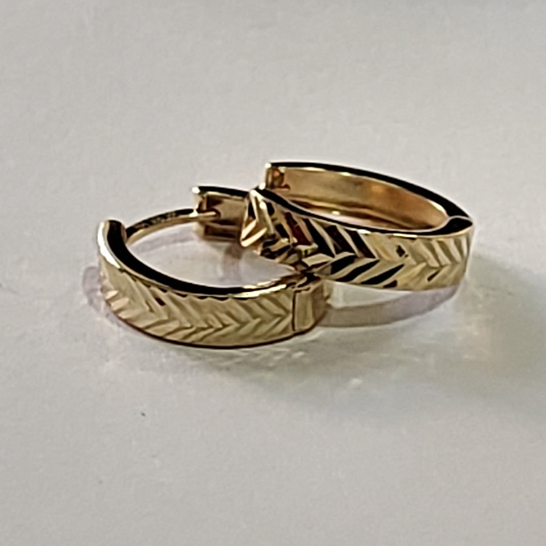 HUGGIES ORO 14K 1 (NUEVO)
