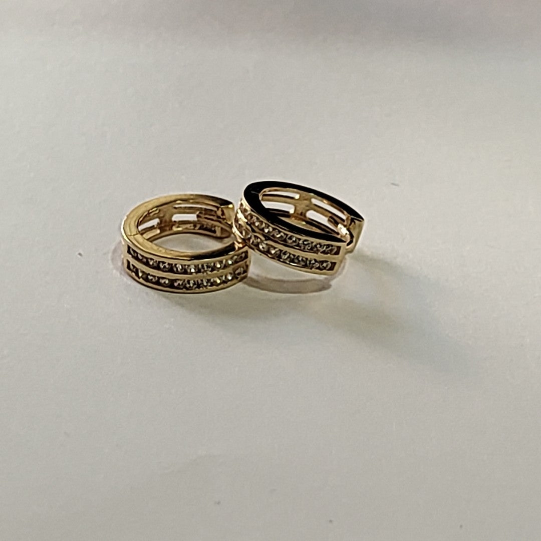 HUGGIES ORO 14K 2.1 (NUEVO)