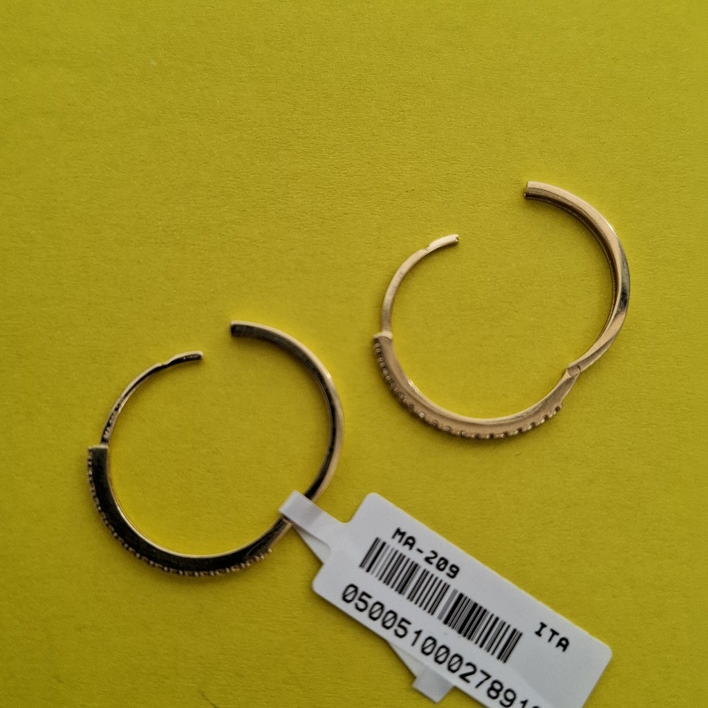 HUGGIES ORO 14K 2.4 (NUEVO)