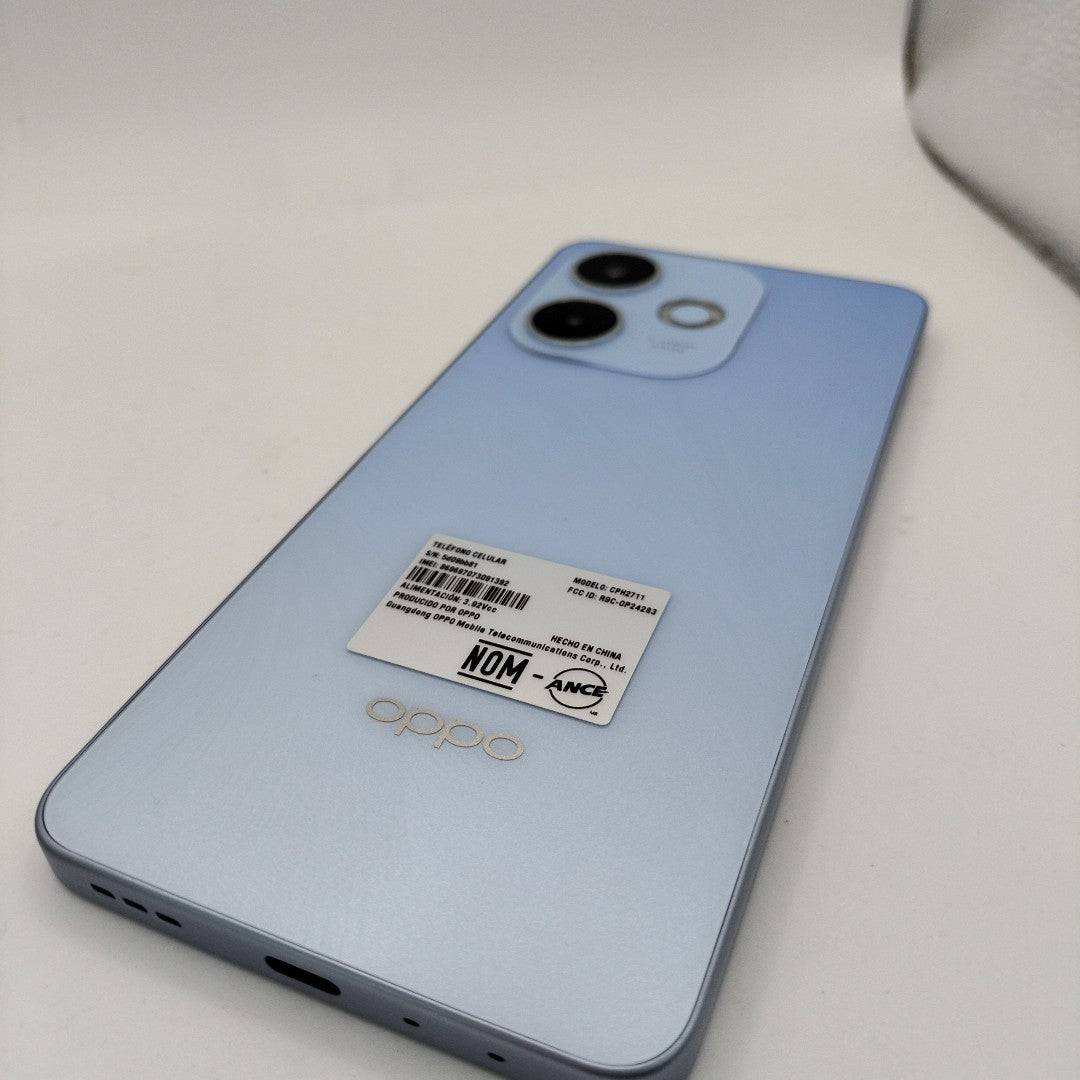 CELULAR OPPO A5 PRO CPH2711 (2025) 256 GB 8 GB RAM (SEMINUEVO)