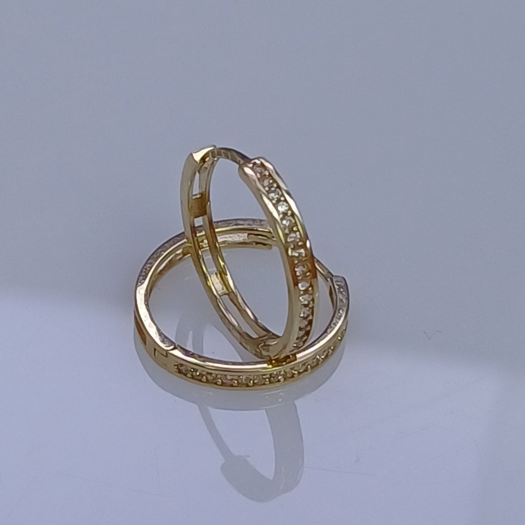 HUGGIES ORO 14K 1.6 (NUEVO)