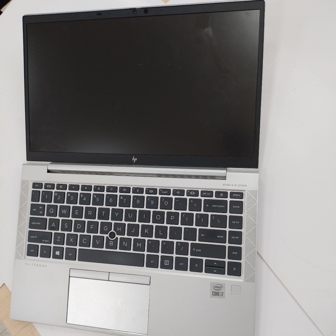 LAPTOP HP ELITEBOOK 840 G7 (2022) 256 GB SSD 8 GB RAM (SEMINUEVO)