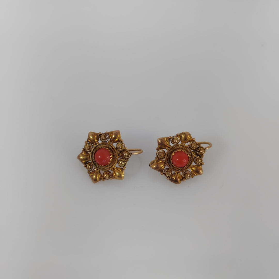 ARETES PAR ORO 14 K 3.4 GRMS (SEMINUEVO)