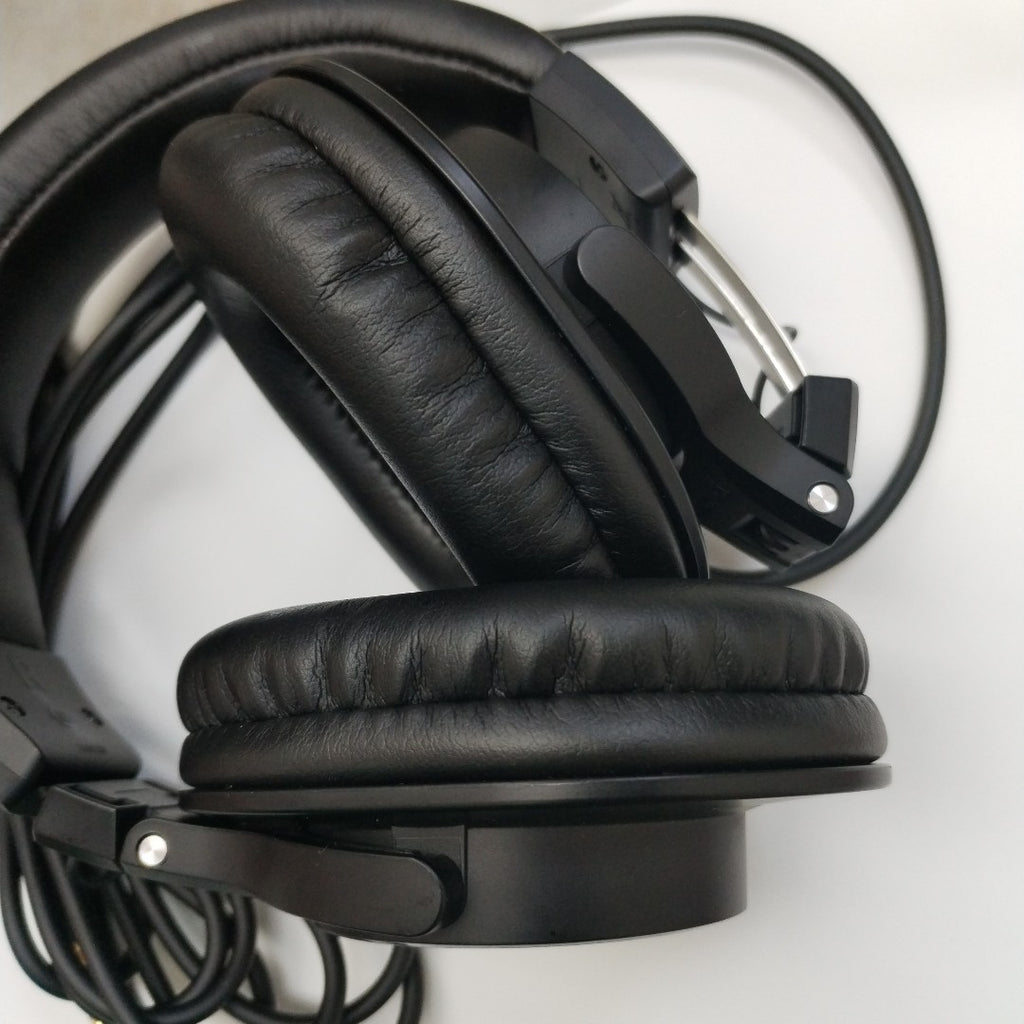 AUDIFONOS AUDIO-TECHNICA ATH-M30X ALAMBRICO OVER EAR (SEMINUEVO)