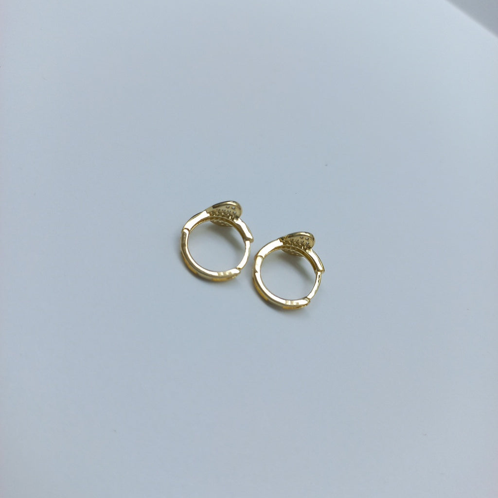 HUGGIES ORO 14K 1.6 (NUEVO)