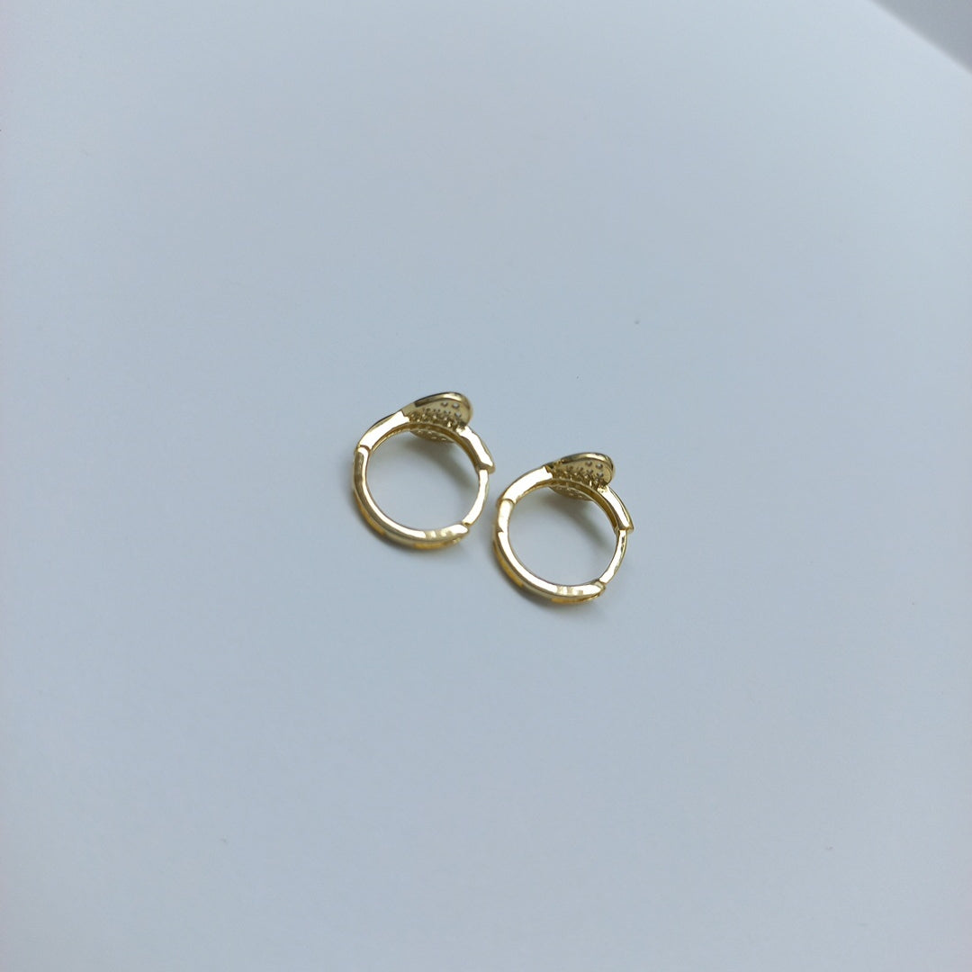 HUGGIES ORO 14K 1.6 (NUEVO)